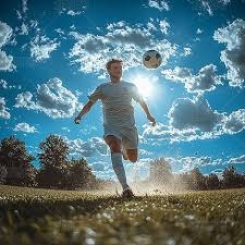 王励勤的妻子是她，曾为奥运会设计亲子装，难怪丈夫能够连连任职